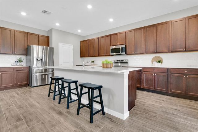 9169 WAVERLY WALK DRIVE, Orlando, FL 32817