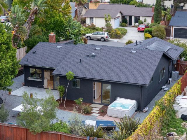 1726-28 Red Barn Road, Encinitas, CA 92024