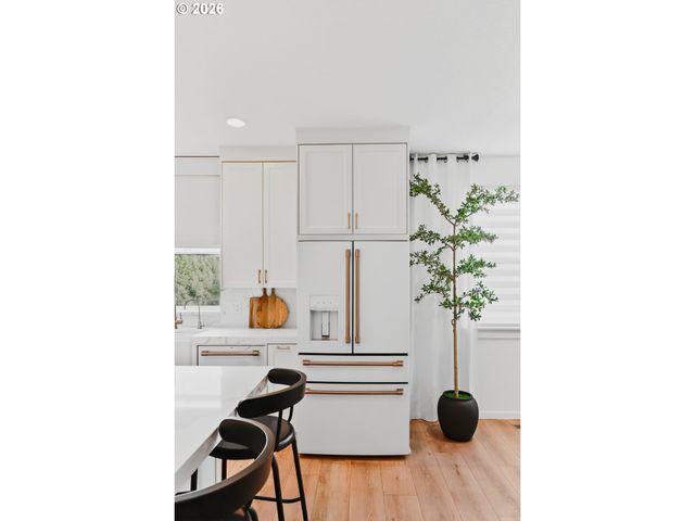 13620 Se SIERRA Dr, Happy Valley, OR 97015