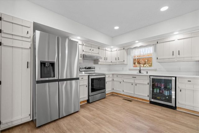 8610 Daisy Dallas Road, Hixson, TN 37343