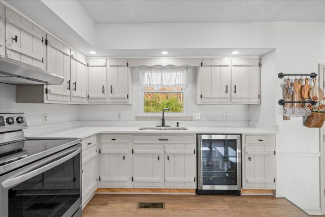 8610 Daisy Dallas Road, Hixson, TN 37343