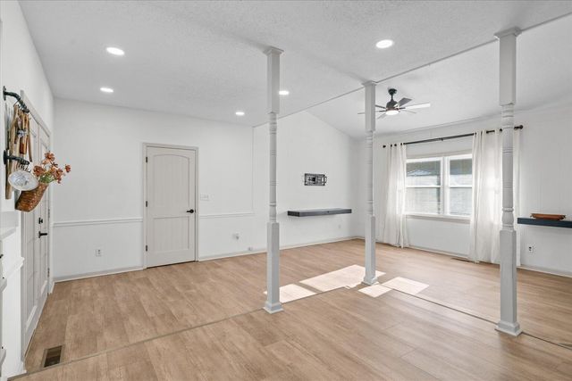 8610 Daisy Dallas Road, Hixson, TN 37343