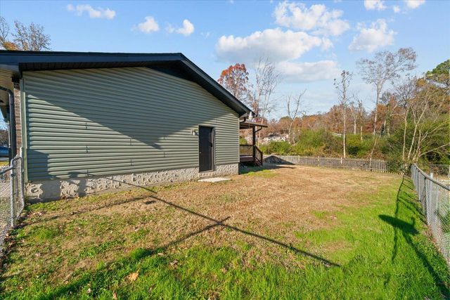 8610 Daisy Dallas Road, Hixson, TN 37343