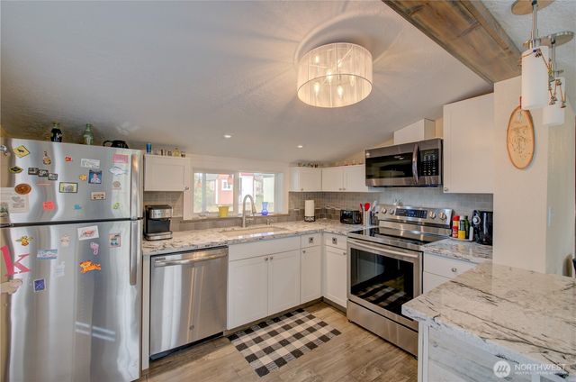 1213 269th Place, Ocean Park, WA 98640