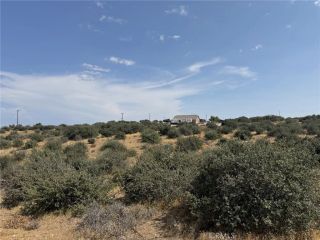 0 Chateau, Phelan, CA 92371