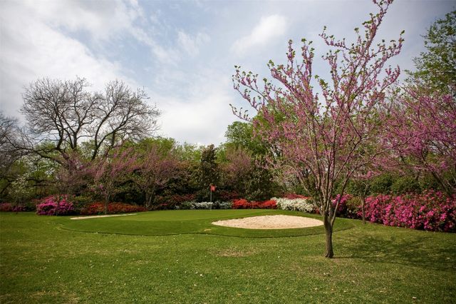 4009 W Lawther Drive, Dallas, TX 75214