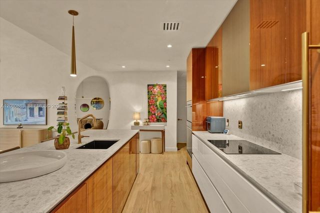 2678 Tigertail Ave 313, Miami, FL 33133