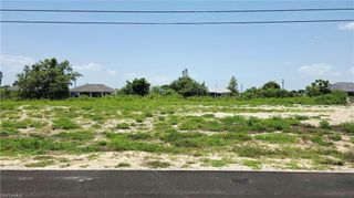 1406 NE 12th ST, Cape Coral, FL 33909