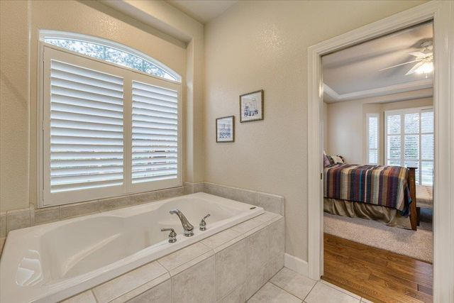 6101 Keeble Ln, Camino, CA 95709