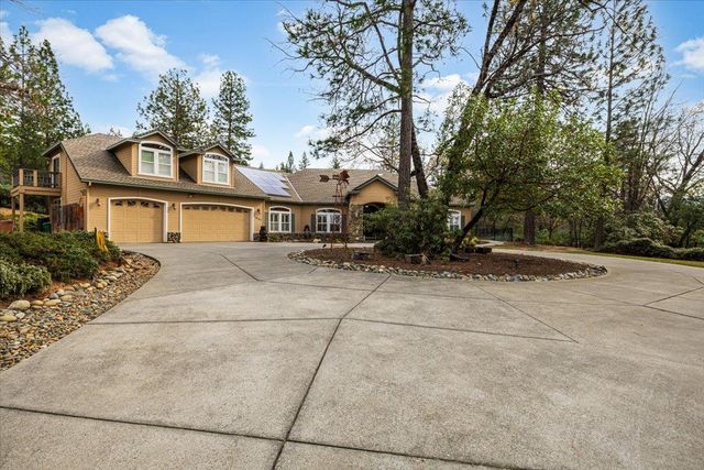 6101 Keeble Ln, Camino, CA 95709