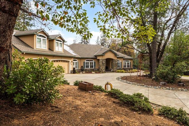 6101 Keeble Ln, Camino, CA 95709