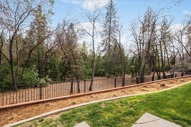 6101 Keeble Ln, Camino, CA 95709