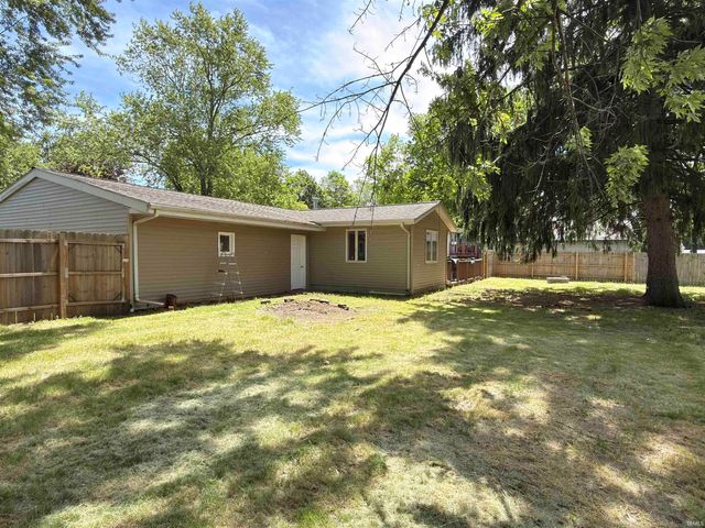 54621 County Road 1 Road, Elkhart, IN 46514