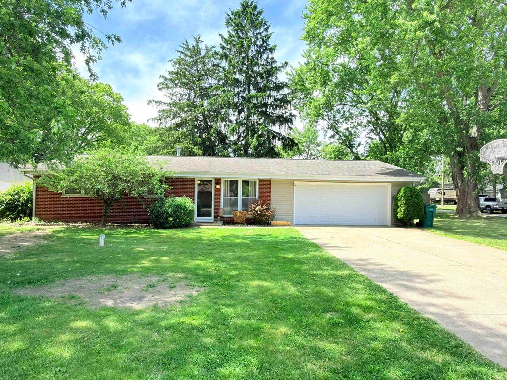 54621 County Road 1 Road, Elkhart, IN 46514