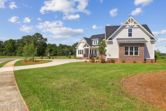 444 Crow Creek Drive NW, Calabash, NC 28467
