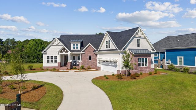 444 Crow Creek Drive NW, Calabash, NC 28467