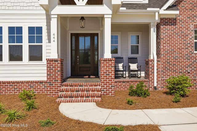 444 Crow Creek Drive NW, Calabash, NC 28467