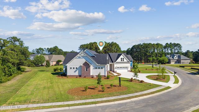 444 Crow Creek Drive NW, Calabash, NC 28467
