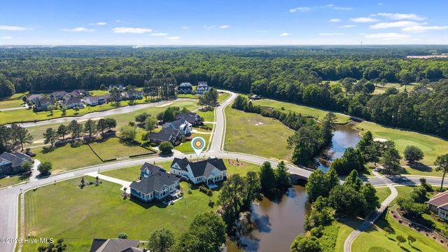 444 Crow Creek Drive NW, Calabash, NC 28467