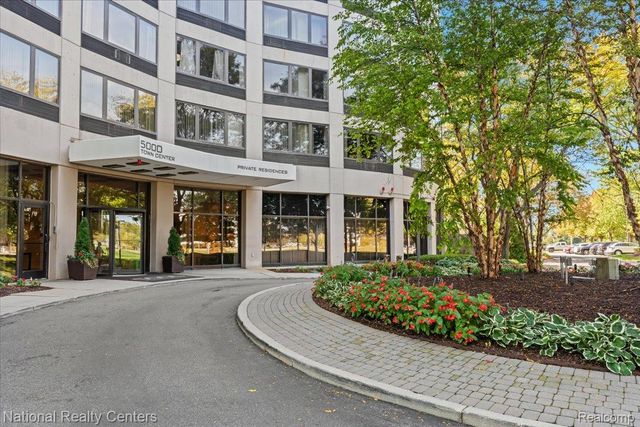 5000 Town Center 408, Southfield, MI 48075