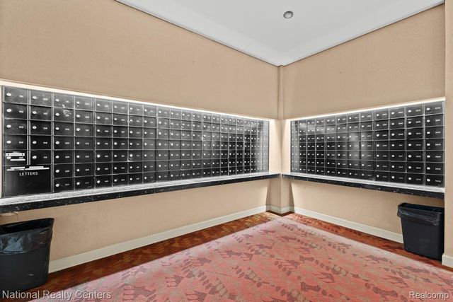 5000 Town Center 408, Southfield, MI 48075