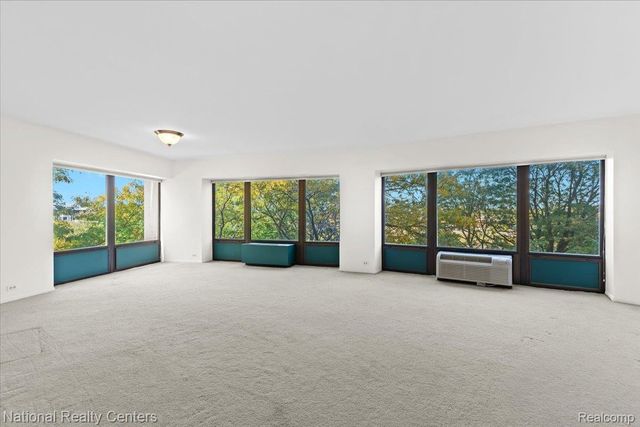 5000 Town Center 408, Southfield, MI 48075