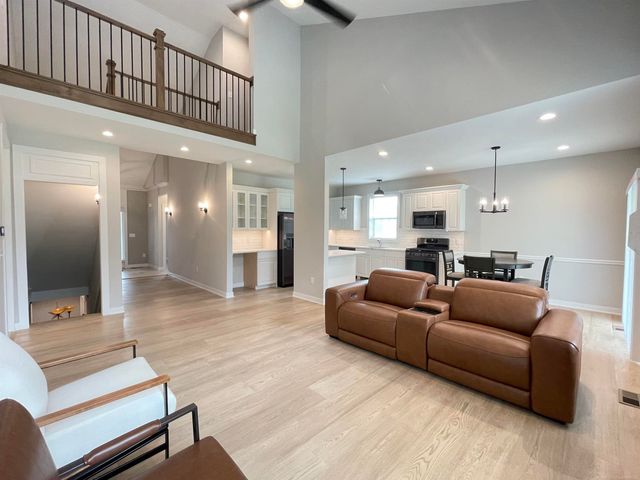 16612 Via Villagio Drive, Macomb, MI 48042