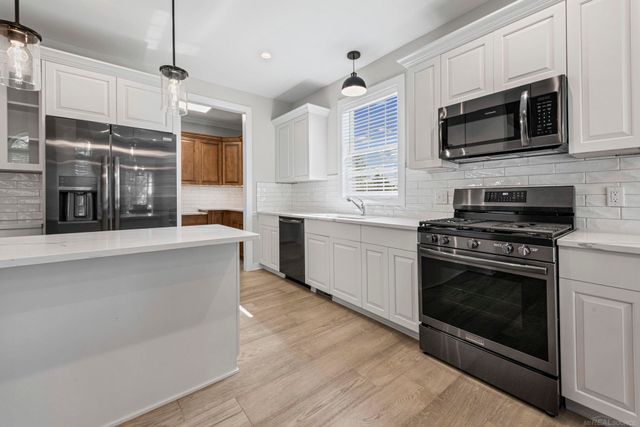 16612 Via Villagio Drive, Macomb, MI 48042