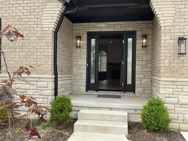 16612 Via Villagio Drive, Macomb, MI 48042