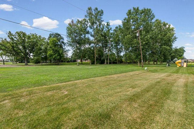 16612 Via Villagio Drive, Macomb, MI 48042