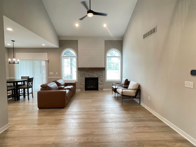 16612 Via Villagio Drive, Macomb, MI 48042