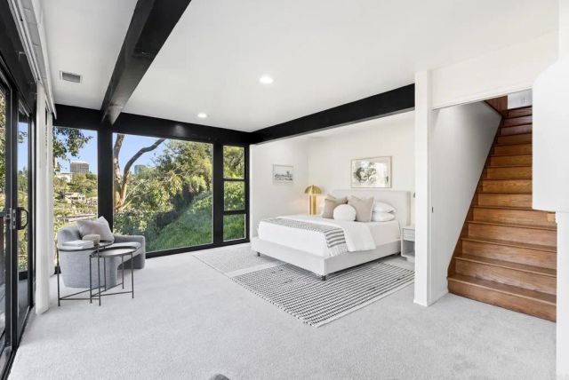 1004 W Walnut Ave., San Diego, CA 92103