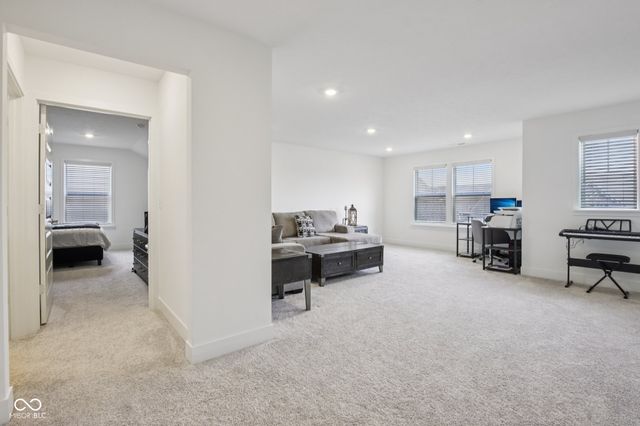 19460 McBee Avenue, Westfield, IN 46074