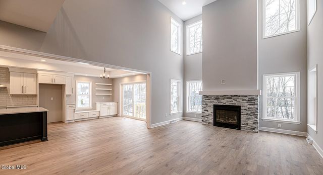 1 Stone Creek Drive, East Greenbush, NY 12061