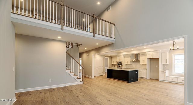 1 Stone Creek Drive, East Greenbush, NY 12061