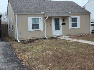5021 Crest Drive, Kansas City, KS 66106