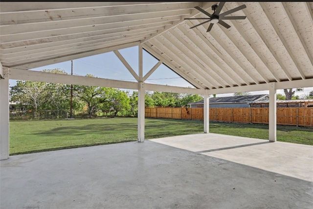 950 Mendoza St, Corpus Christi, TX 78416