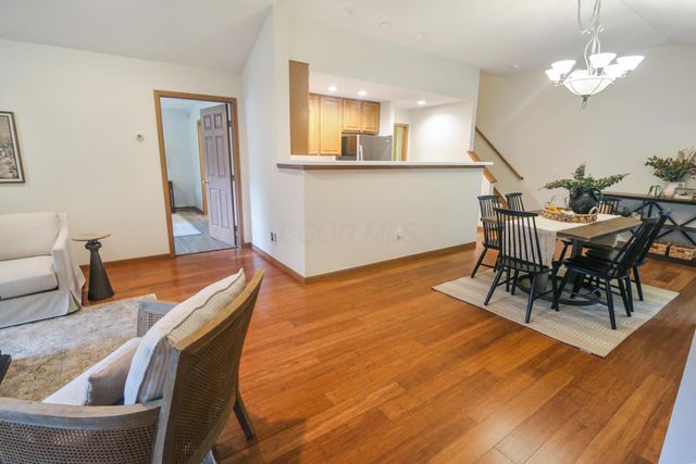 2786 Laurel Wind Boulevard, Lewis Center, OH 43035