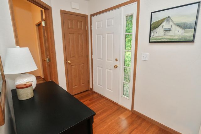 2786 Laurel Wind Boulevard, Lewis Center, OH 43035