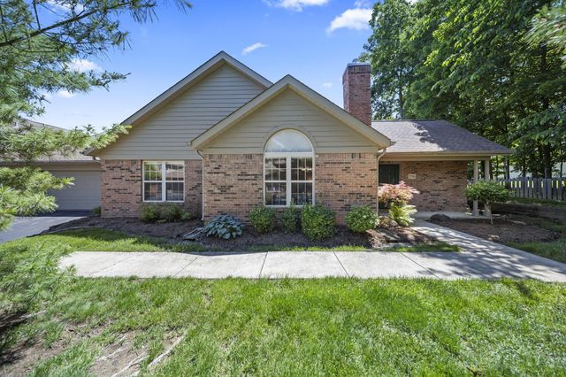 2786 Laurel Wind Boulevard, Lewis Center, OH 43035