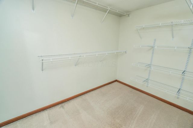 2786 Laurel Wind Boulevard, Lewis Center, OH 43035