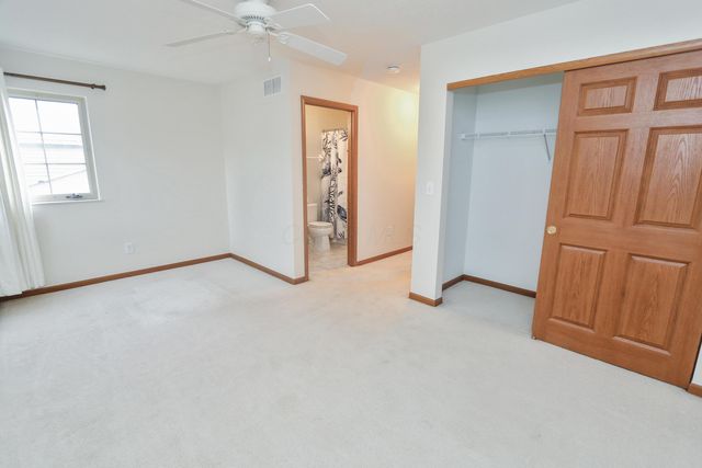 2786 Laurel Wind Boulevard, Lewis Center, OH 43035