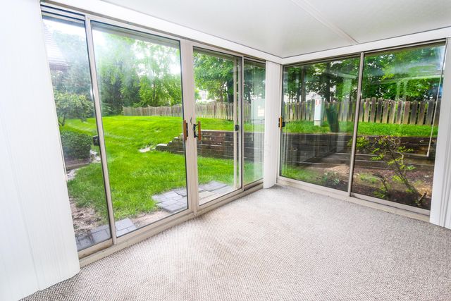 2786 Laurel Wind Boulevard, Lewis Center, OH 43035