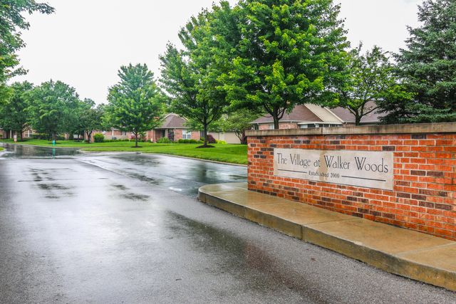 2786 Laurel Wind Boulevard, Lewis Center, OH 43035