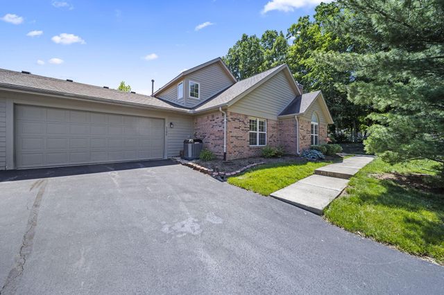2786 Laurel Wind Boulevard, Lewis Center, OH 43035