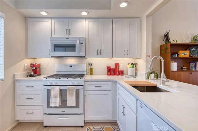 13 Via Acuatica, Rancho Santa Margarita, CA 92688