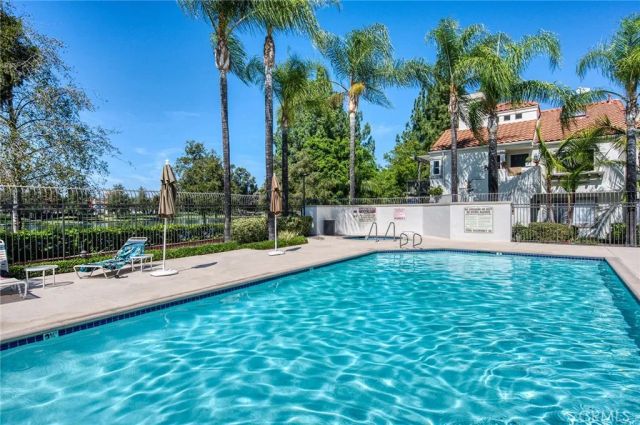 13 Via Acuatica, Rancho Santa Margarita, CA 92688
