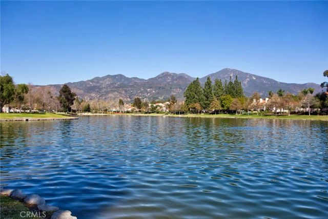 13 Via Acuatica, Rancho Santa Margarita, CA 92688