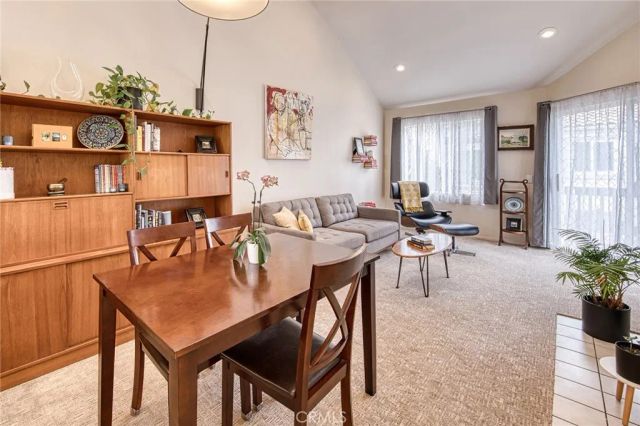 13 Via Acuatica, Rancho Santa Margarita, CA 92688