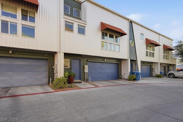 219 Tower Street, Las Vegas, NV 89101